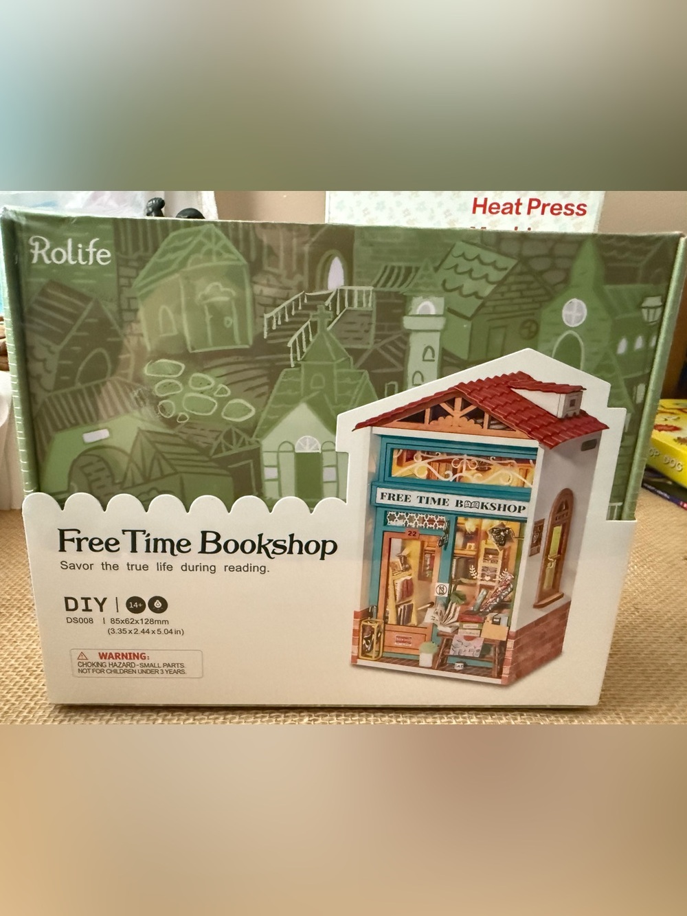 Rolife Free Time Bookshop DIY Miniature - Turquoise & Red Accents